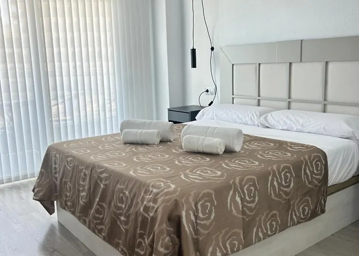 Diana Apartment - Terrace And Pool - 80M From The Beach