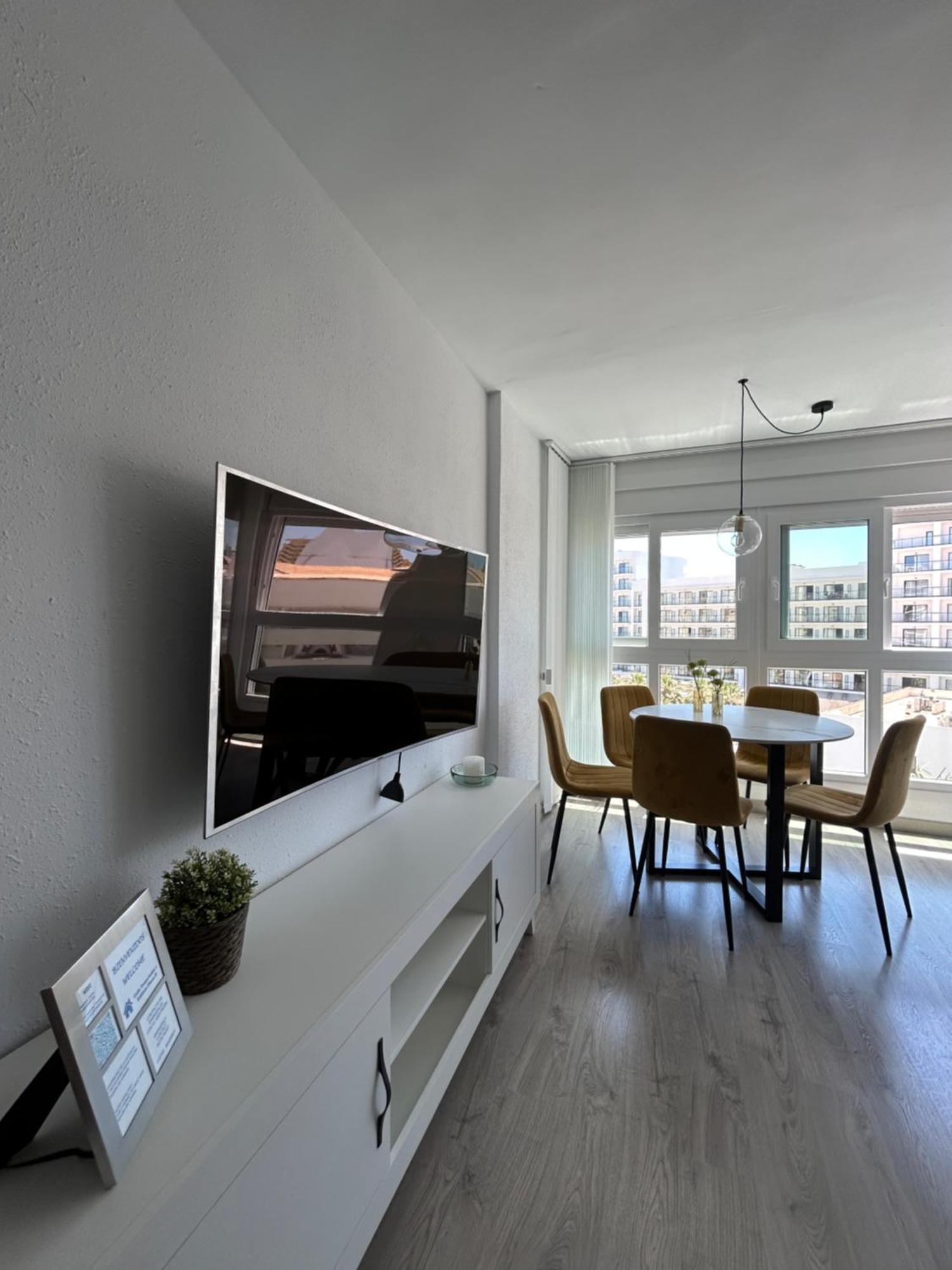 Diana - Terrace And Pool - 80m From The Apartment Benalmadena